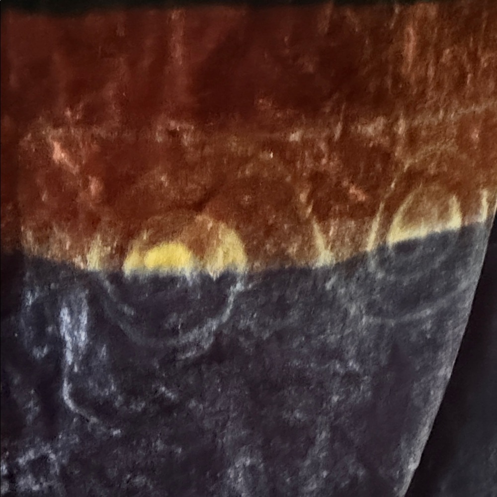 Artisan Hand Painted Velvet Rectangular Gorgeous … - image 7